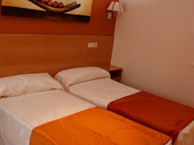 Hotel Mataelpino شقوبية الغرفة الصورة